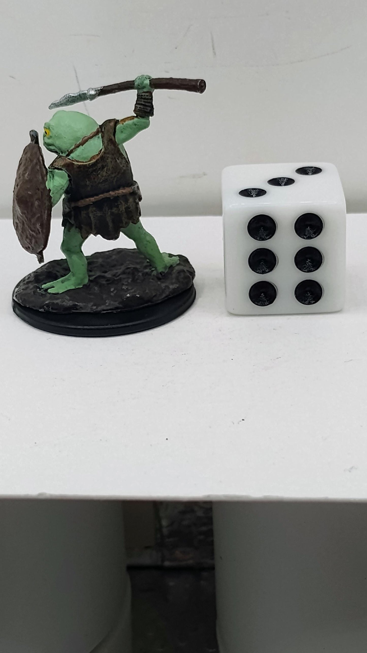 Bullywug Warrior Miniature: Swampy Domain Defender