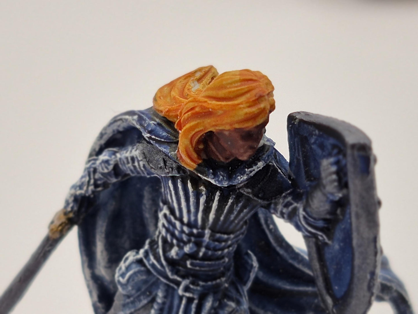 Human Paladin Miniature: Gleaming Armor, Flowing Blue Cloak