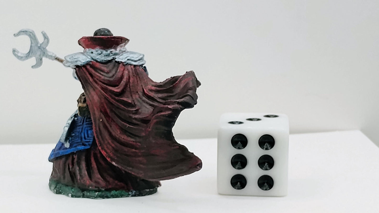 Human Wizard Miniature: Crimson Cloak, Silver Armor