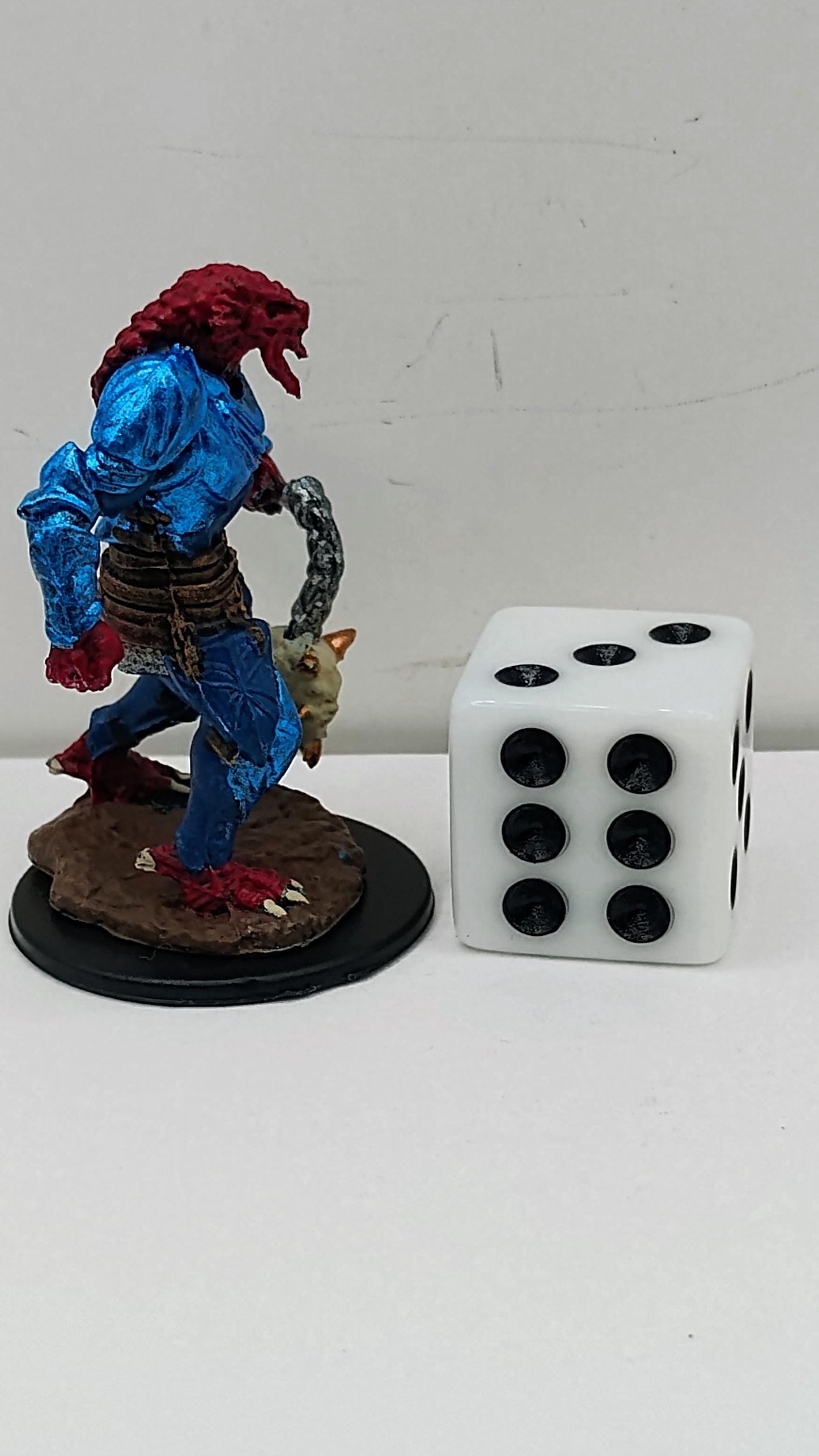 Dragonborn Paladin Miniature: Blue Armor, Spiked Mace