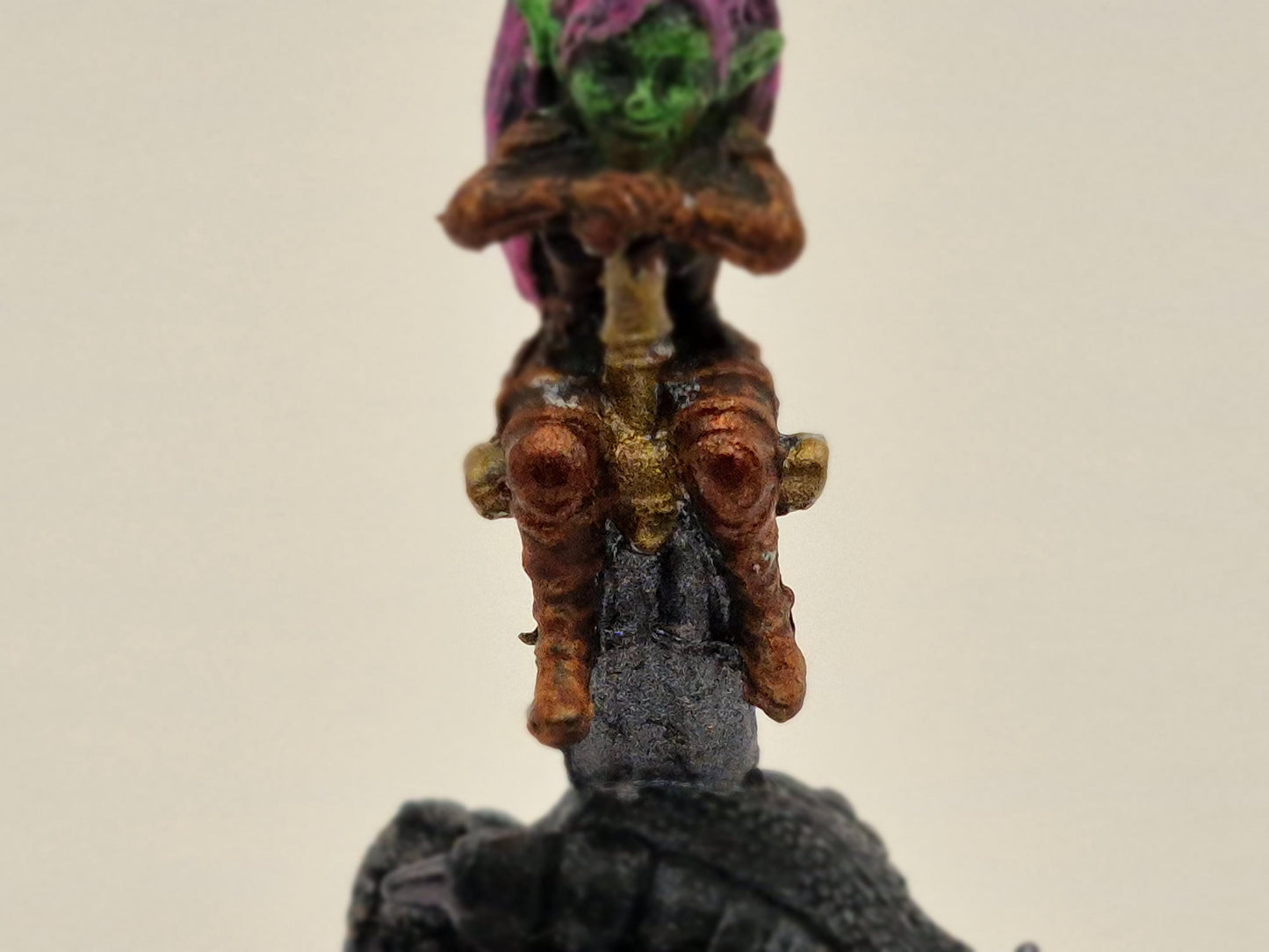 Halfling Dragonslayer Miniature: Fierce Warrior, Fantasy RPG