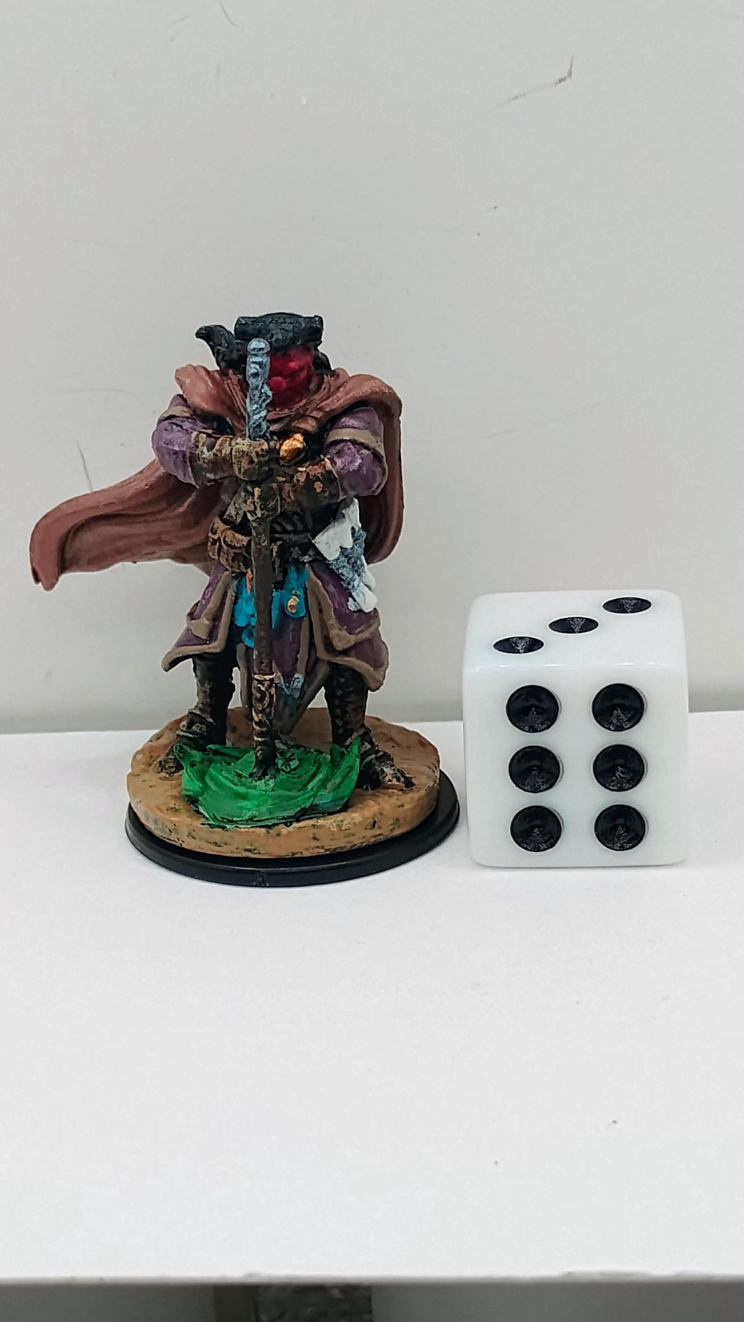 Hobgoblin Devastator Miniature: Crimson & Violet Robes