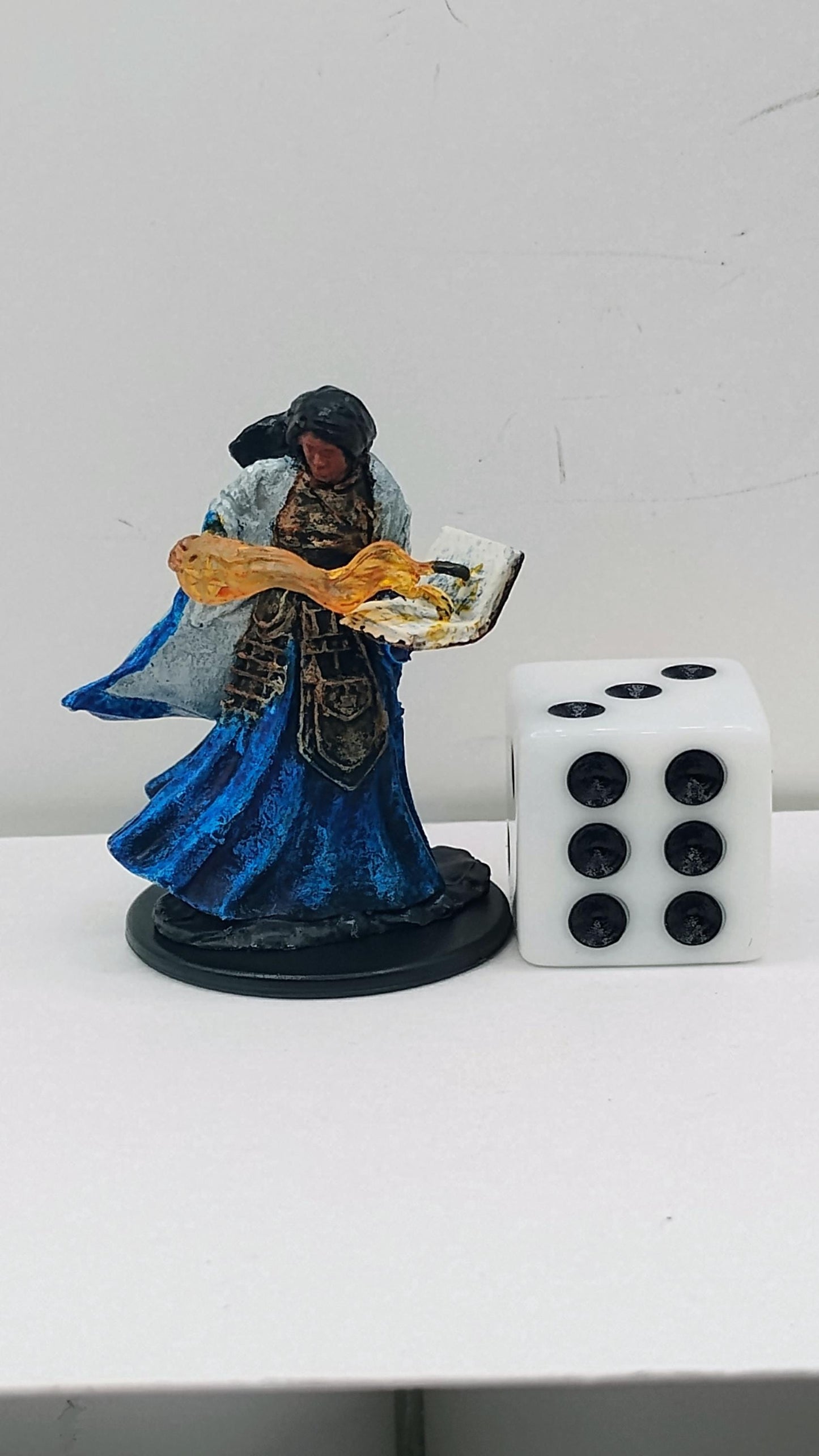 Blue Robe Human Wizard Miniature: Silver Cloak, Dungeons and Dragons