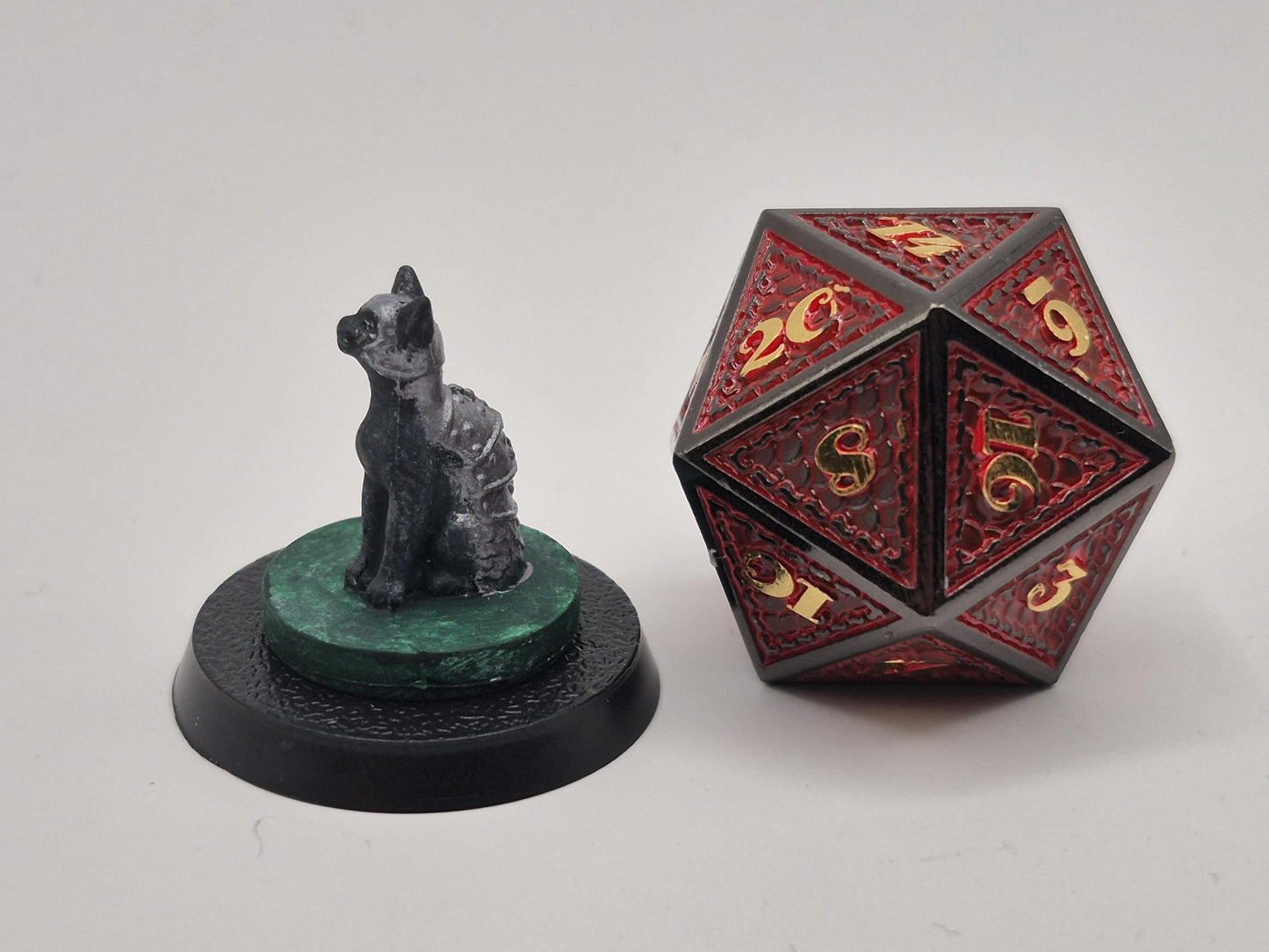 Armored Cat Figurine: Wizard's Sentinel, Rogue's Companion