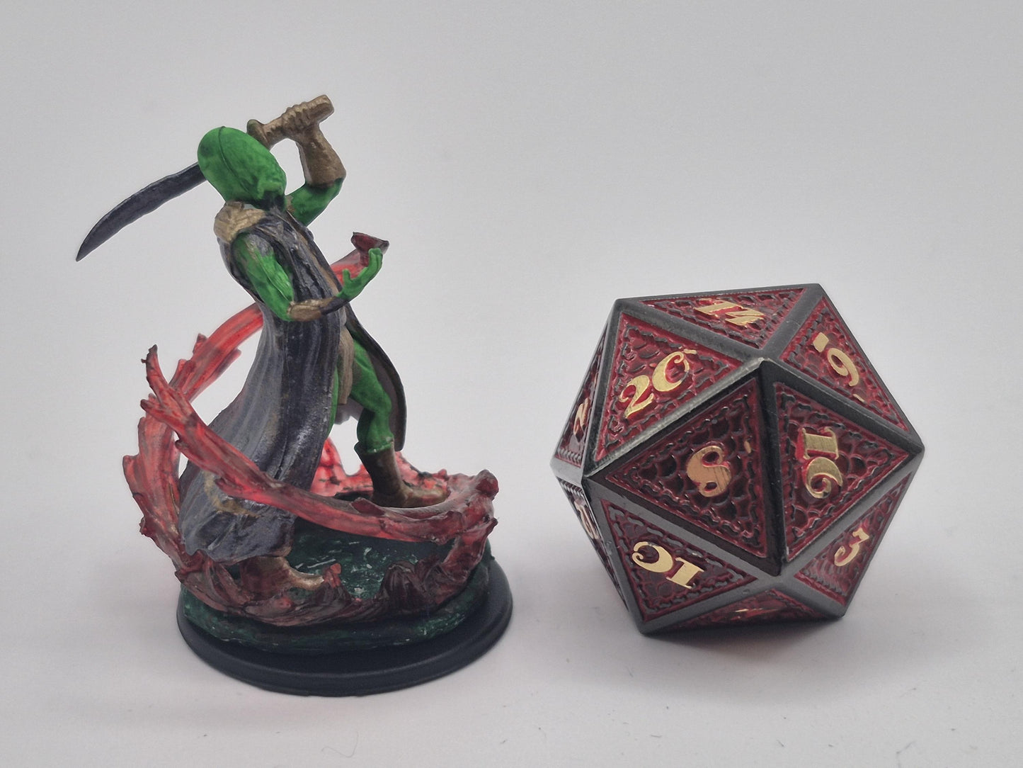 Ultroloth Miniature: Fearsome Yugoloth General