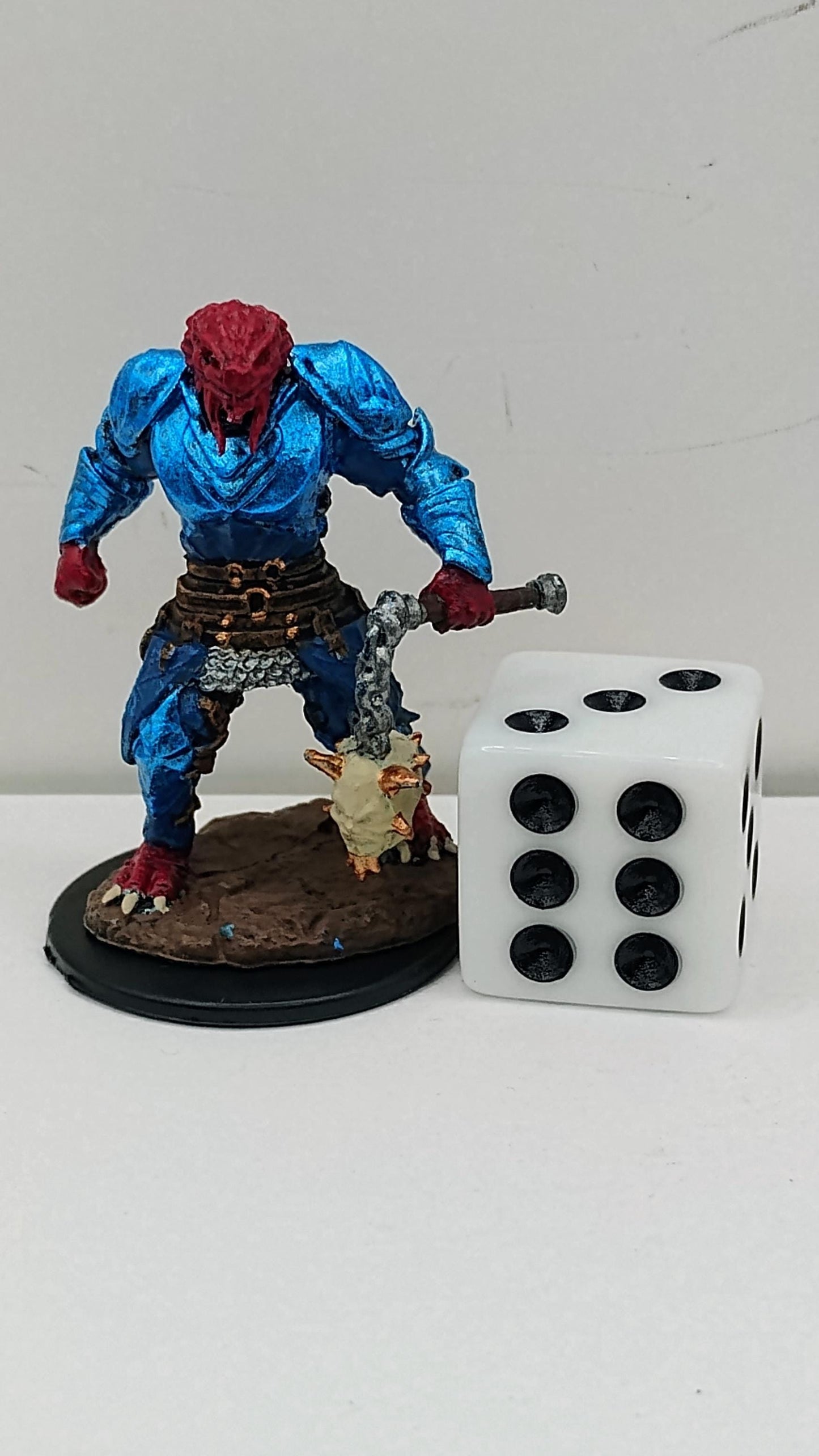 Dragonborn Paladin Miniature: Blue Armor, Spiked Mace