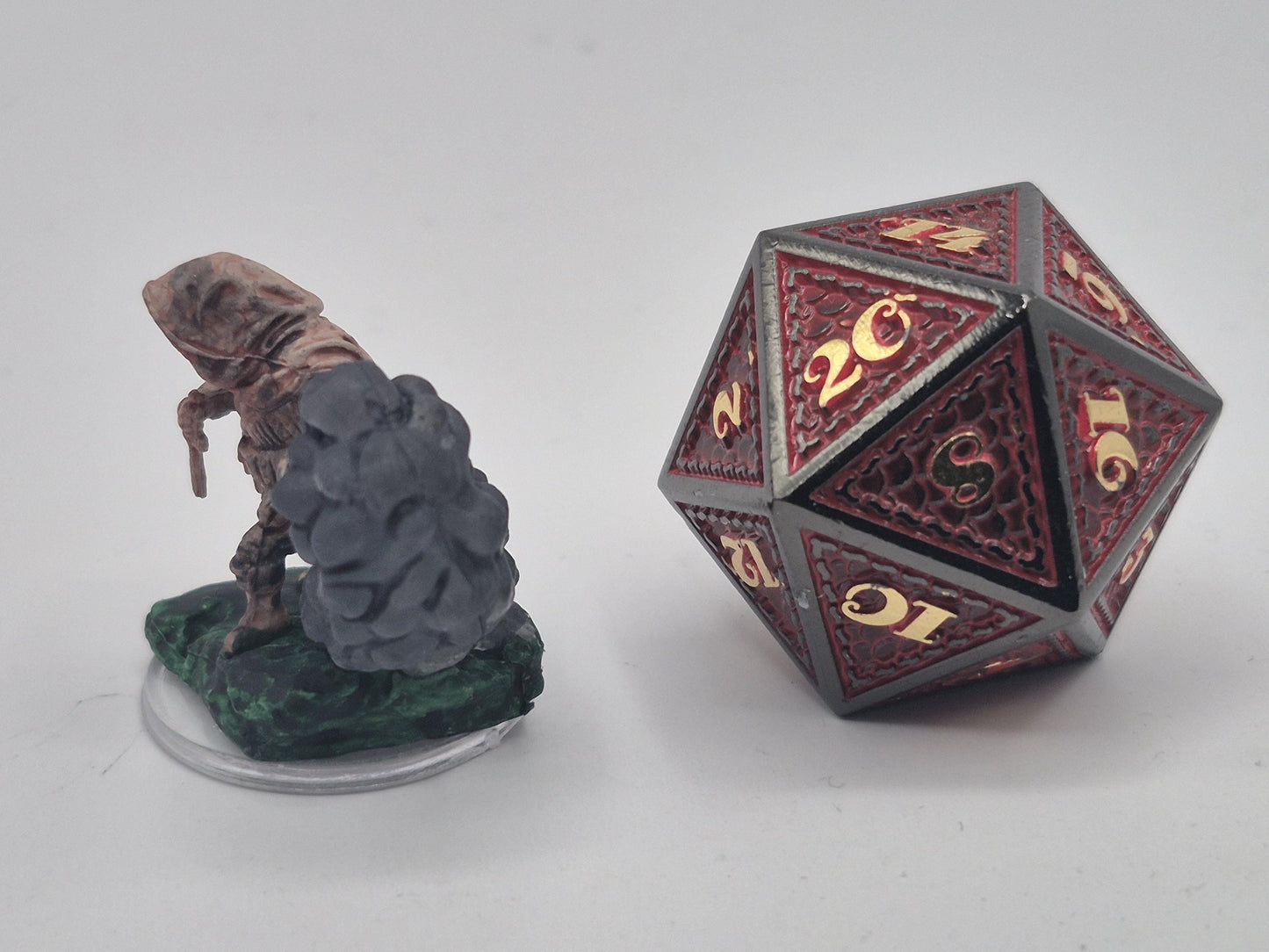 Halfling Rogue Miniature: Dungeons and Dragons RPG Figure