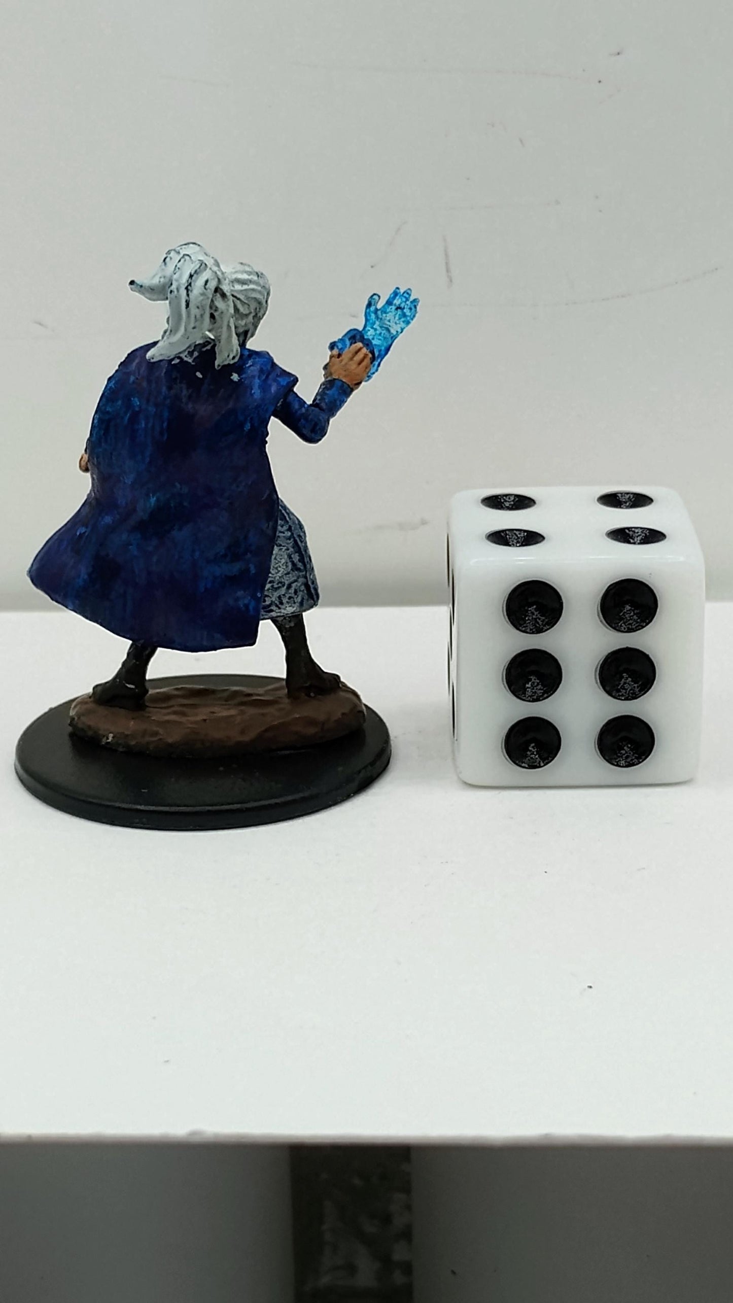 Human Sorcerer Miniature: Frost Magic, Icy Arcana