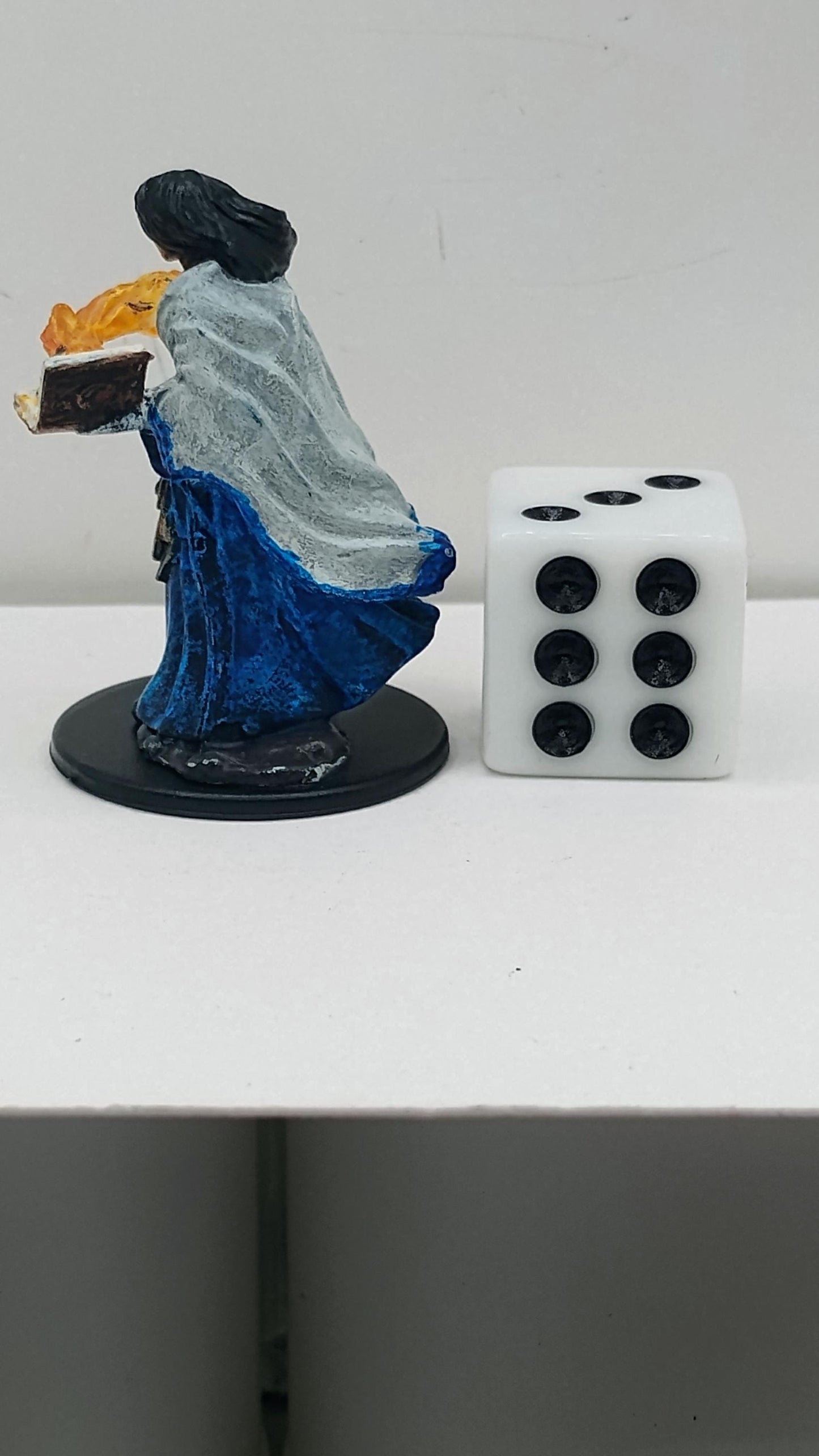 Blue Robe Human Wizard Miniature: Silver Cloak, Dungeons and Dragons
