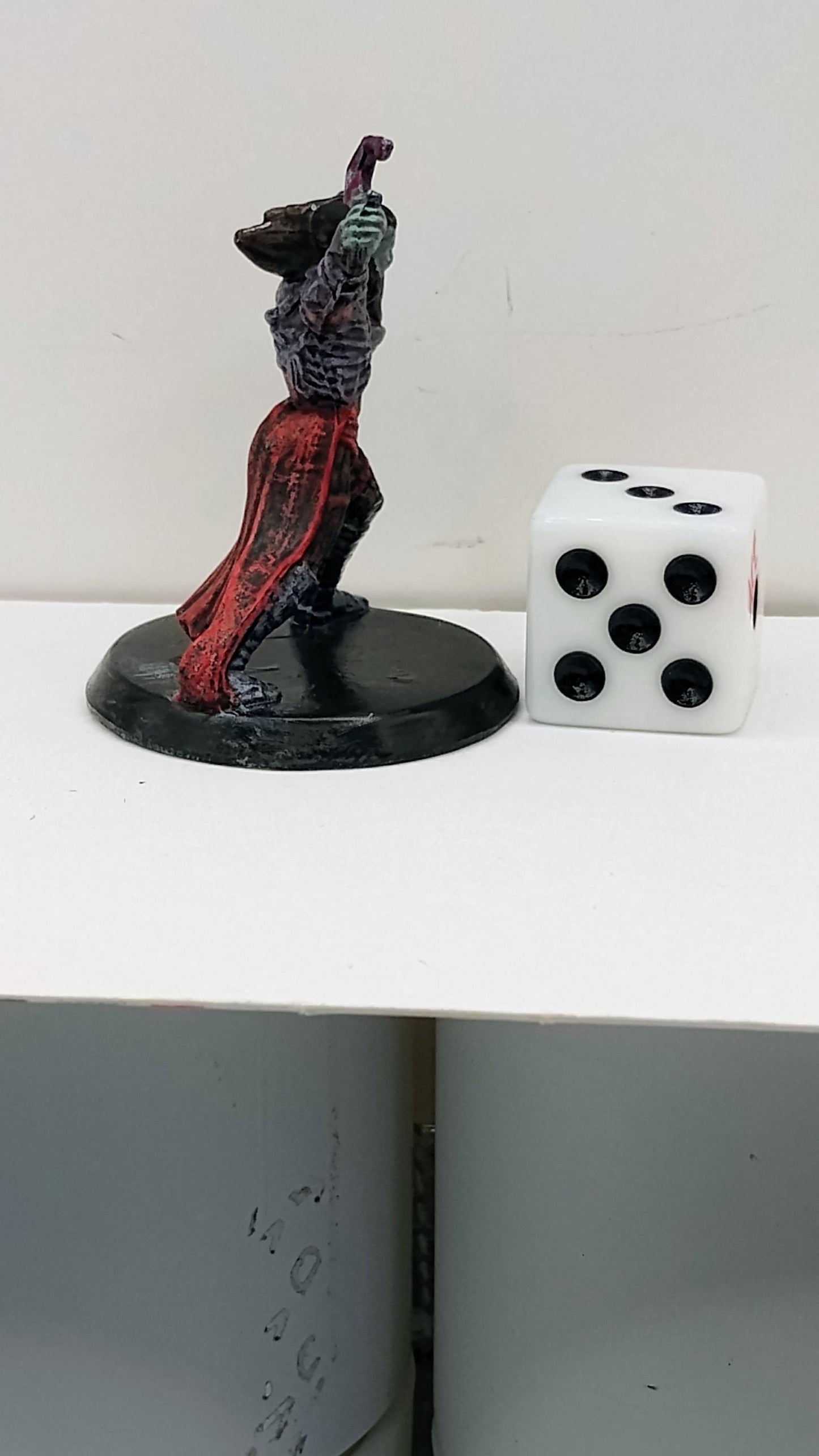 Kor Hookmaster Miniature: Crimson & Ash-Gray Armor