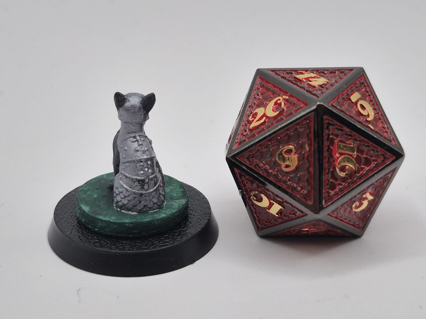 Armored Cat Figurine: Wizard's Sentinel, Rogue's Companion
