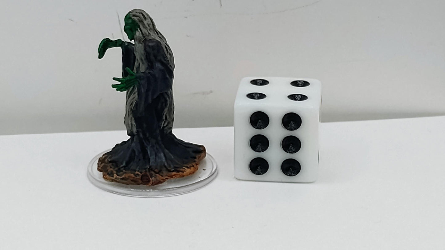 Green Hag Miniature: Emerald Claws, Curses & Illusions