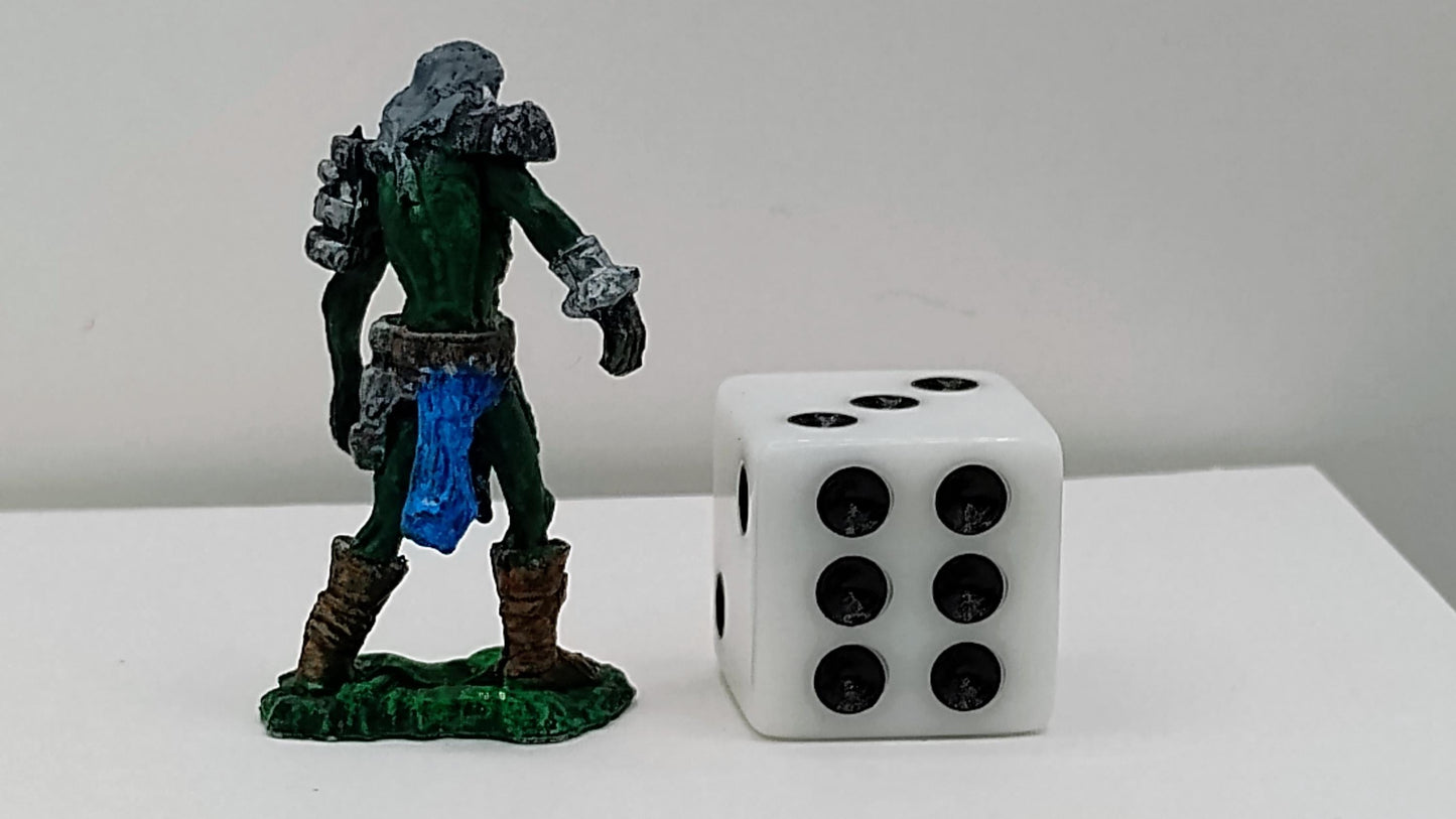 Zombie Warrior: Undead Miniature Figure