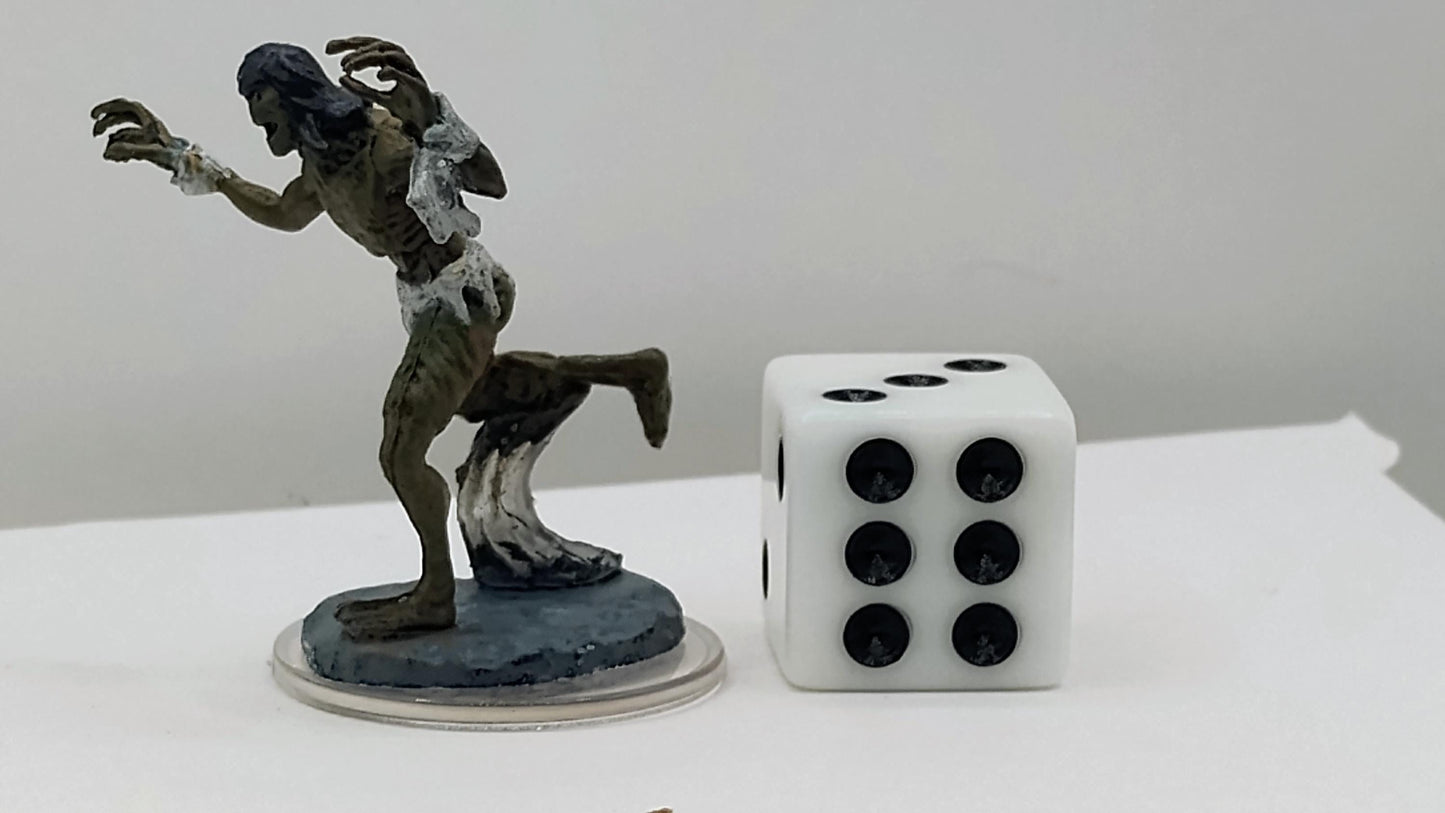 Husk Zombie Figurine: Desiccated Undead Monster