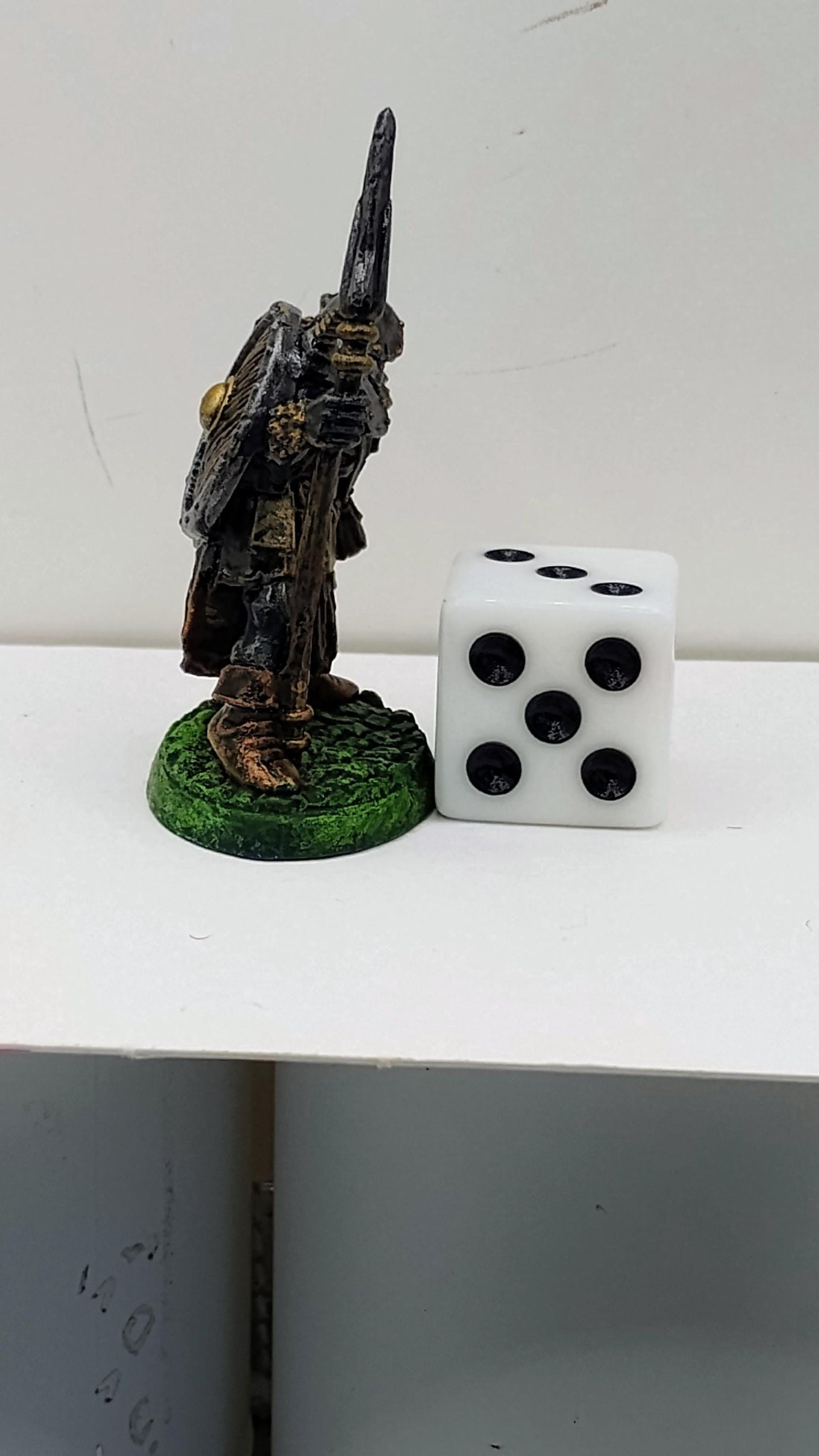 Orc Leader: Grim Dark Armor, Massive Sword