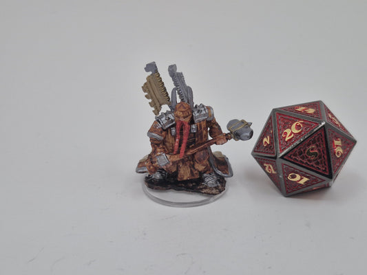 Dwarf Paladin Miniature: Bronze Armor, Gold Cloak