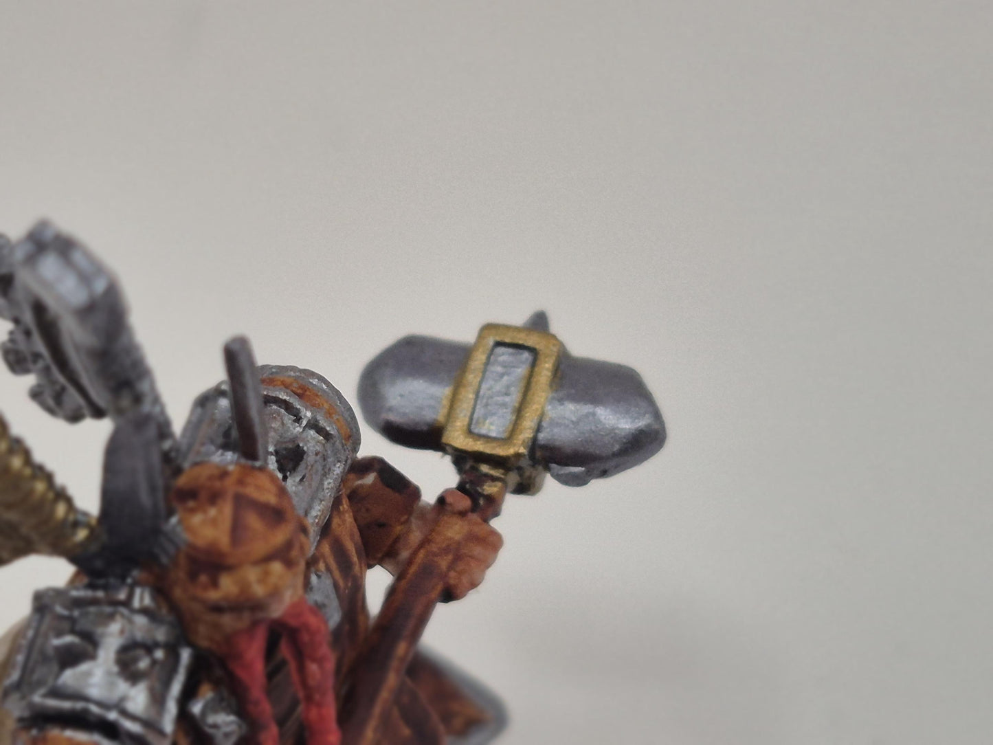 Dwarf Paladin Miniature: Bronze Armor, Gold Cloak