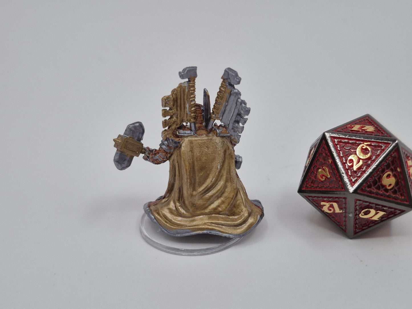 Dwarf Paladin Miniature: Burnished Armor, Golden Cloak