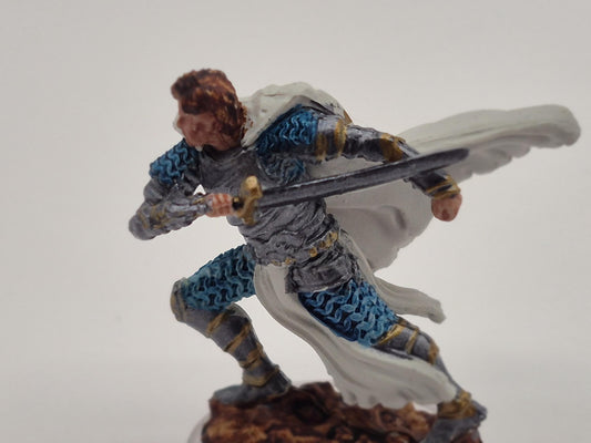 Aasimar Fighter Miniature: Gleaming Silver Armor, Blue Chainmail