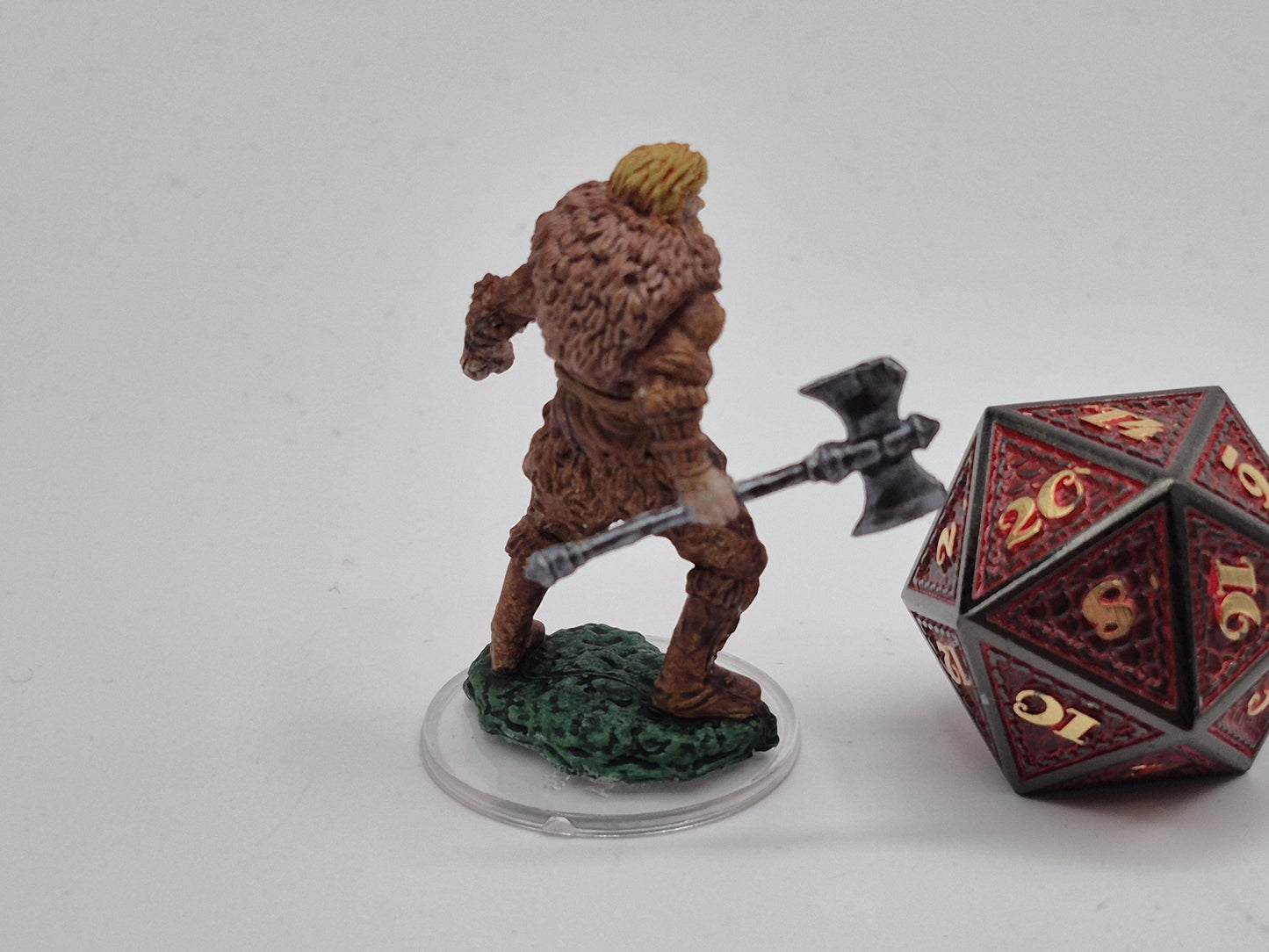 Human Barbarian Miniature: Double-Headed Axe, Fury of the Battlefield