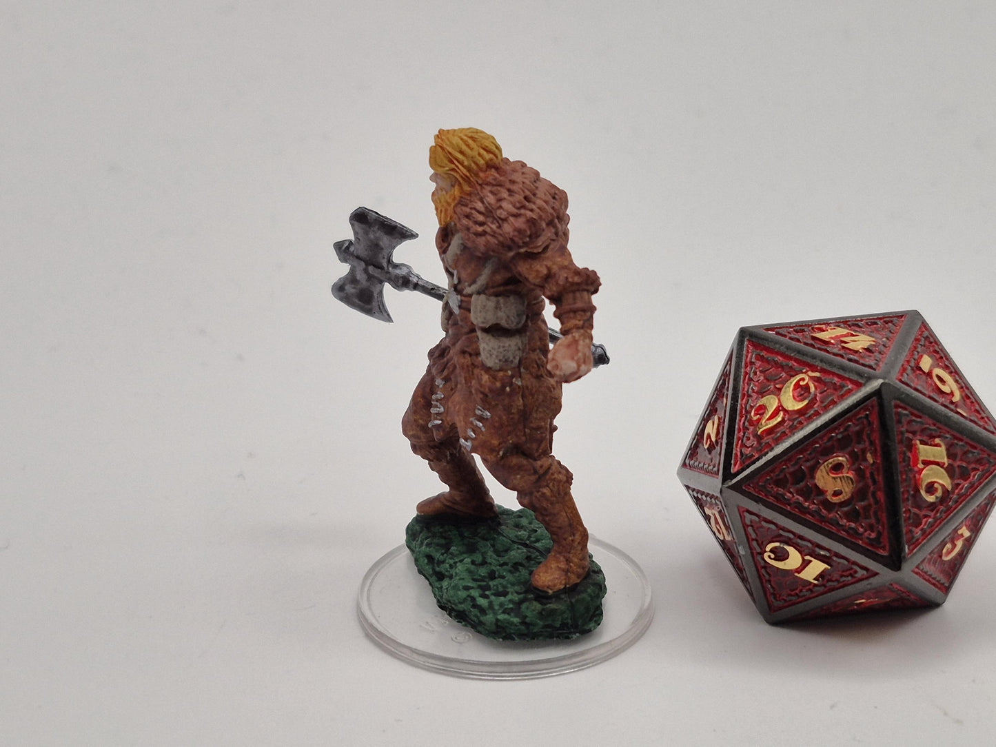Human Barbarian Miniature: Double-Headed Axe, Fury of the Battlefield