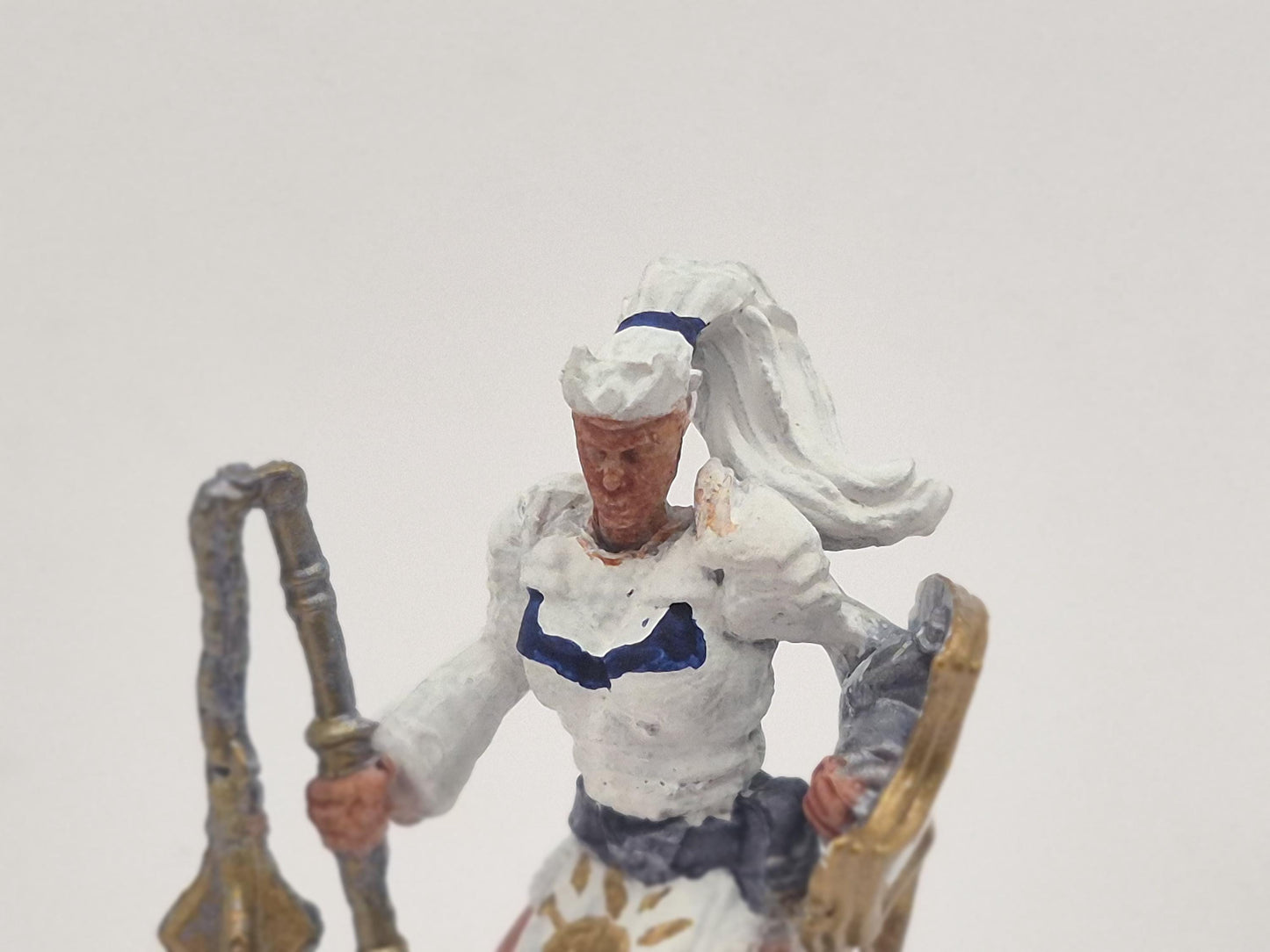 Kalashtar Cleric Miniature: Divine White & Gold