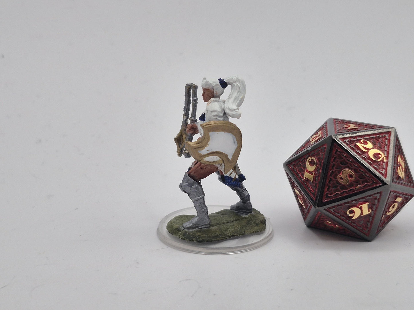 Kalashtar Cleric Miniature: Divine White & Gold