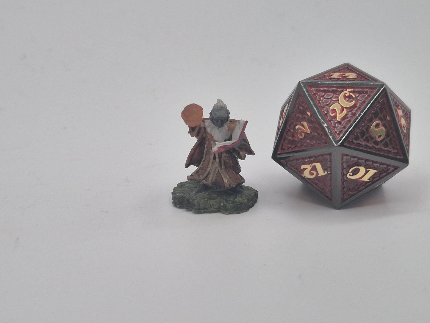 Gnome Wizard Miniature: Fire Orb, Arcane Tome