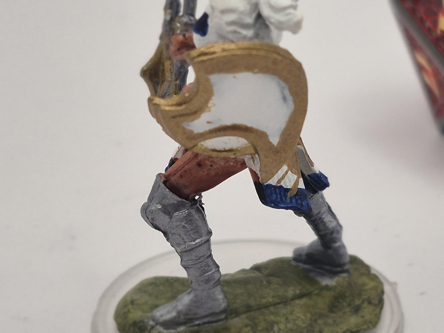 Kalashtar Cleric Miniature: Divine White & Gold