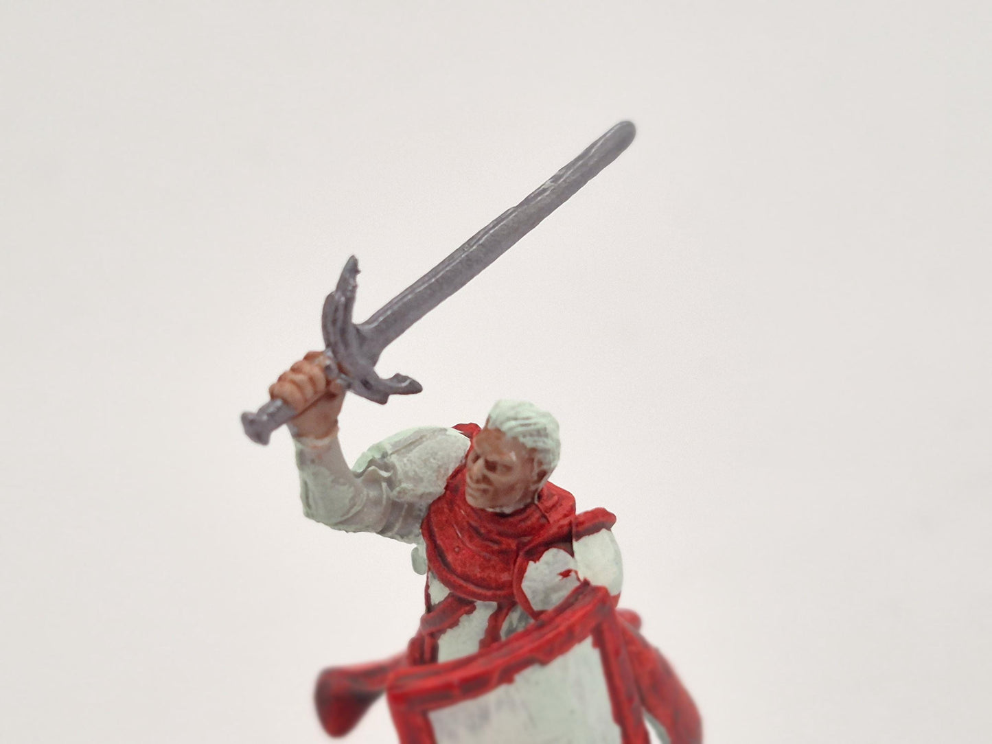 Half-Elf Paladin: White & Crimson Warrior